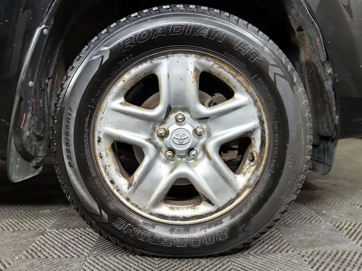 Toyota RAV4 2.0 CVT (158 л.с.) Черный в АВИЛОН. Слайд №9