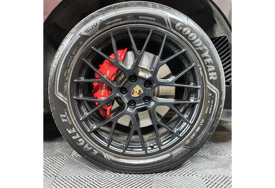 Porsche Macan 2.9 AMT (440 л.с.) GTS Коричневый в АВИЛОН. Слайд №9