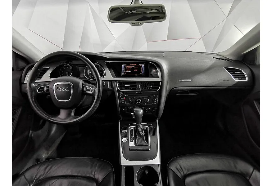 Audi A5 1.8 TFSI multitronic (170 л.с.) Серебристый в АВИЛОН. Слайд №11