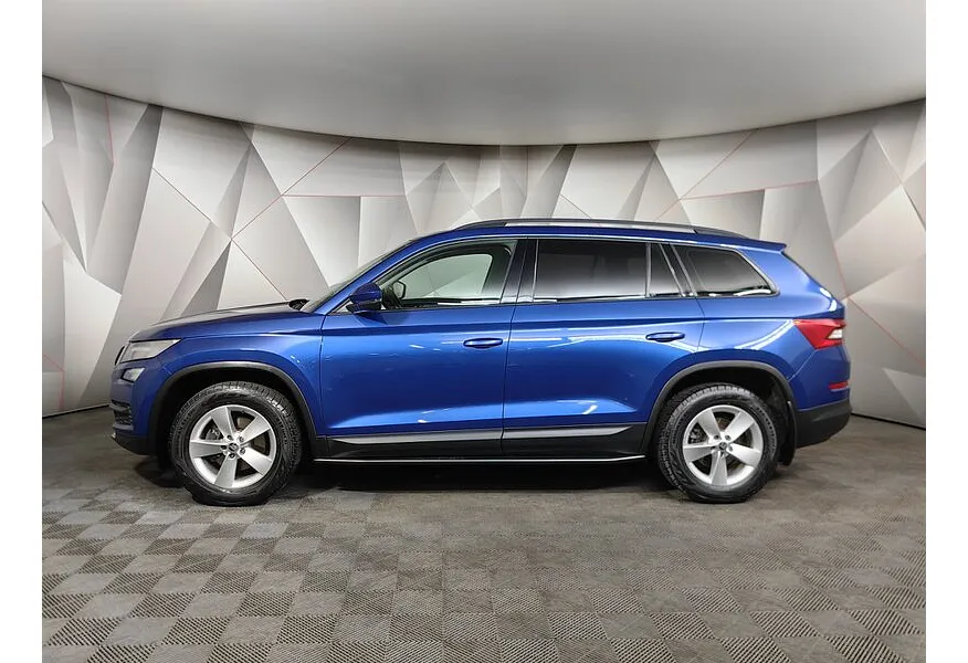 Skoda Kodiaq 1.4 TSI DSG (150 л.с.) Синий в АВИЛОН. Слайд №5