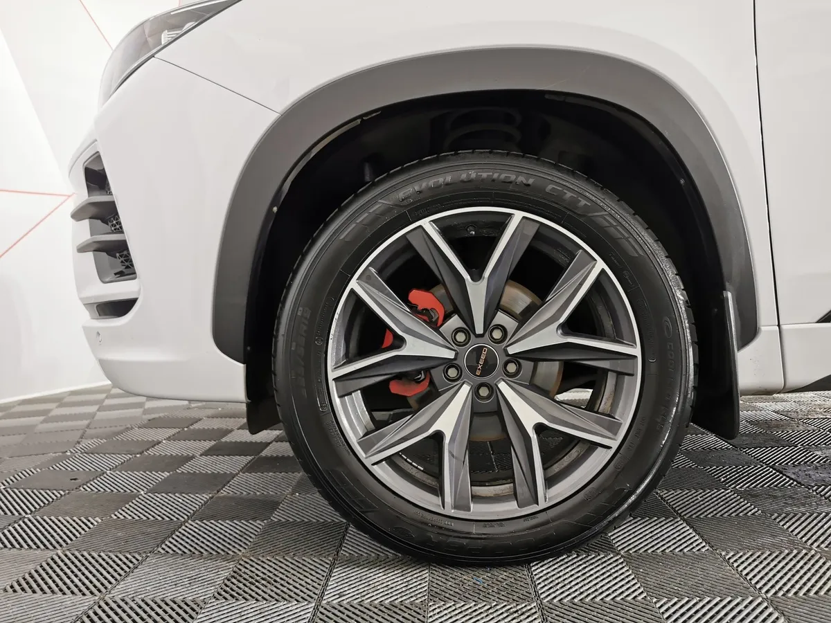 EXEED LX 1.6T DCT 4WD (150 л.с) Premium Plus Белый в АВИЛОН. Слайд №9