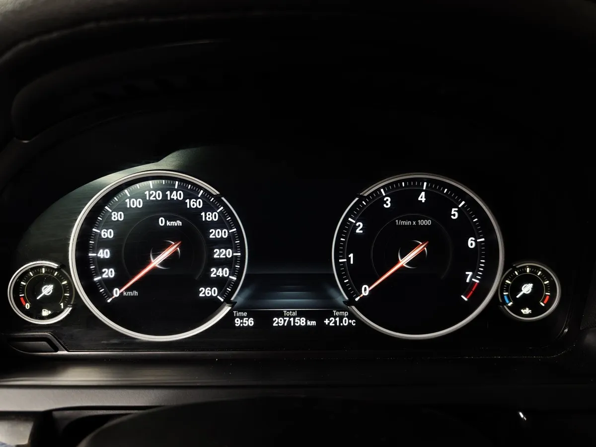 BMW 7 серия 740i AT (320 л.с.) Синий в АВИЛОН. Слайд №13