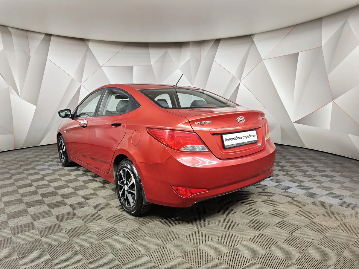 Hyundai Solaris 1.6 AT (123 л.с.) Comfort Красный в АВИЛОН. Слайд №4