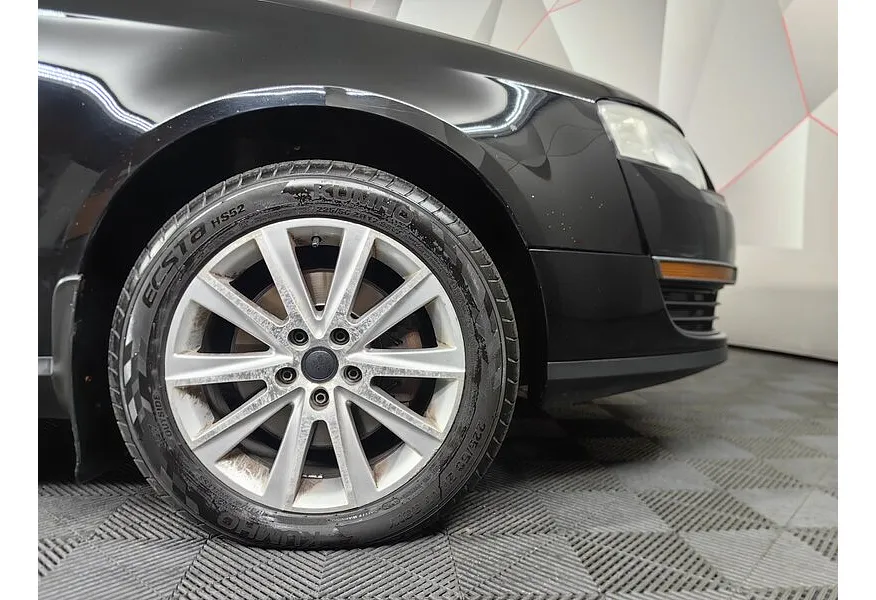 АВИЛОН - Volkswagen Passat 1.6 MPI MT (102 л.с.) Trendline Черный - slide 17