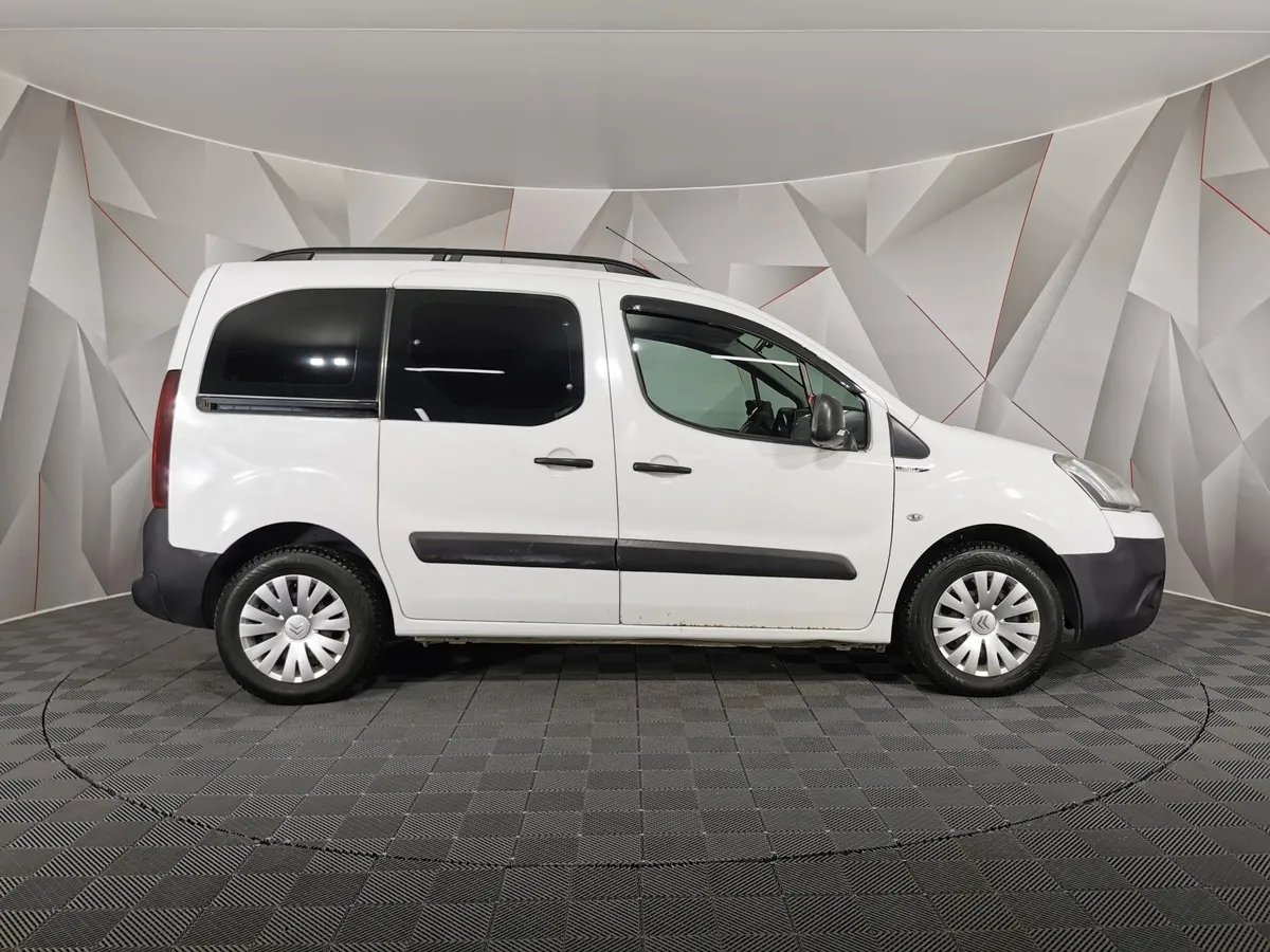 Citroen Berlingo 1.6 MT (110 л.с.) Белый в АВИЛОН. Слайд №6