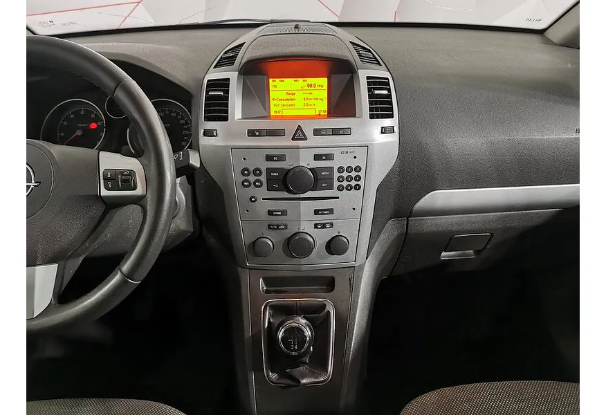 Opel Zafira 1.8 MT (140 л.с.) Серебристый в АВИЛОН. Слайд №14