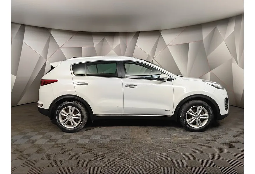 Kia Sportage 2.0 CRDi AT 4WD (185 л.с.) GT Line Белый в АВИЛОН. Слайд №6