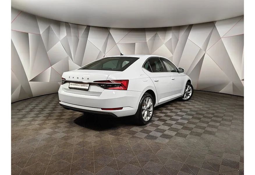 Skoda Superb 1.4 TSI DSG (150 л.с.) Exclusive Белый в АВИЛОН. Слайд №2