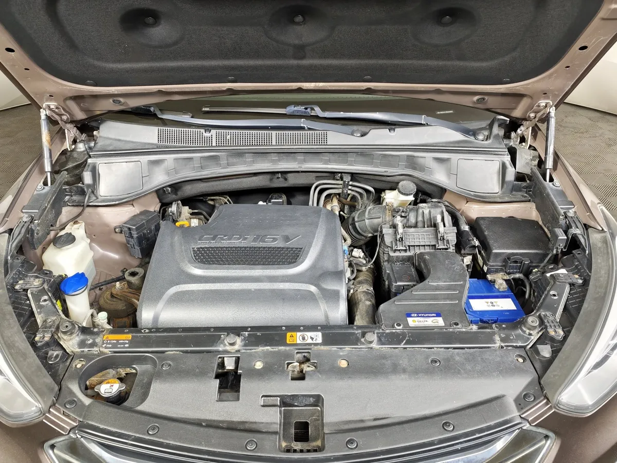 Hyundai Santa Fe 2.2 CRDi MT (197 л.с.) Коричневый в АВИЛОН. Слайд №11
