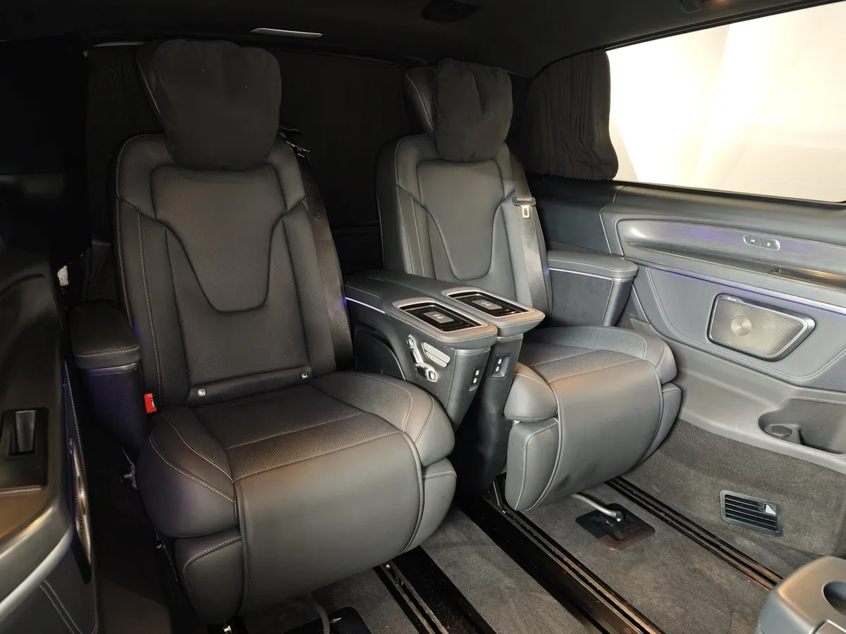 Mercedes-Benz V-Класс V 300 L3 4Motion 9G-Tronic (239 л.с.) Черный в АВИЛОН. Слайд №15