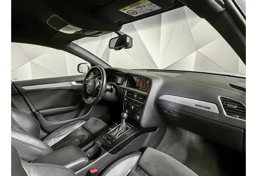 Audi A4 2.0 TFSI S tronic quattro (225 л.с.) Бежевый в АВИЛОН. Слайд №13