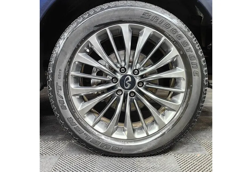 LIVE. Слайд №17