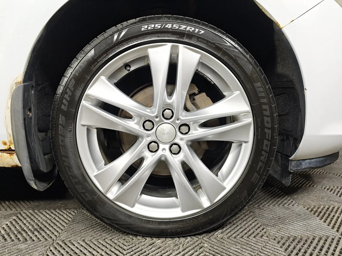 Opel Astra 1.6 AT (115 л.с.) Белый в АВИЛОН. Слайд №9