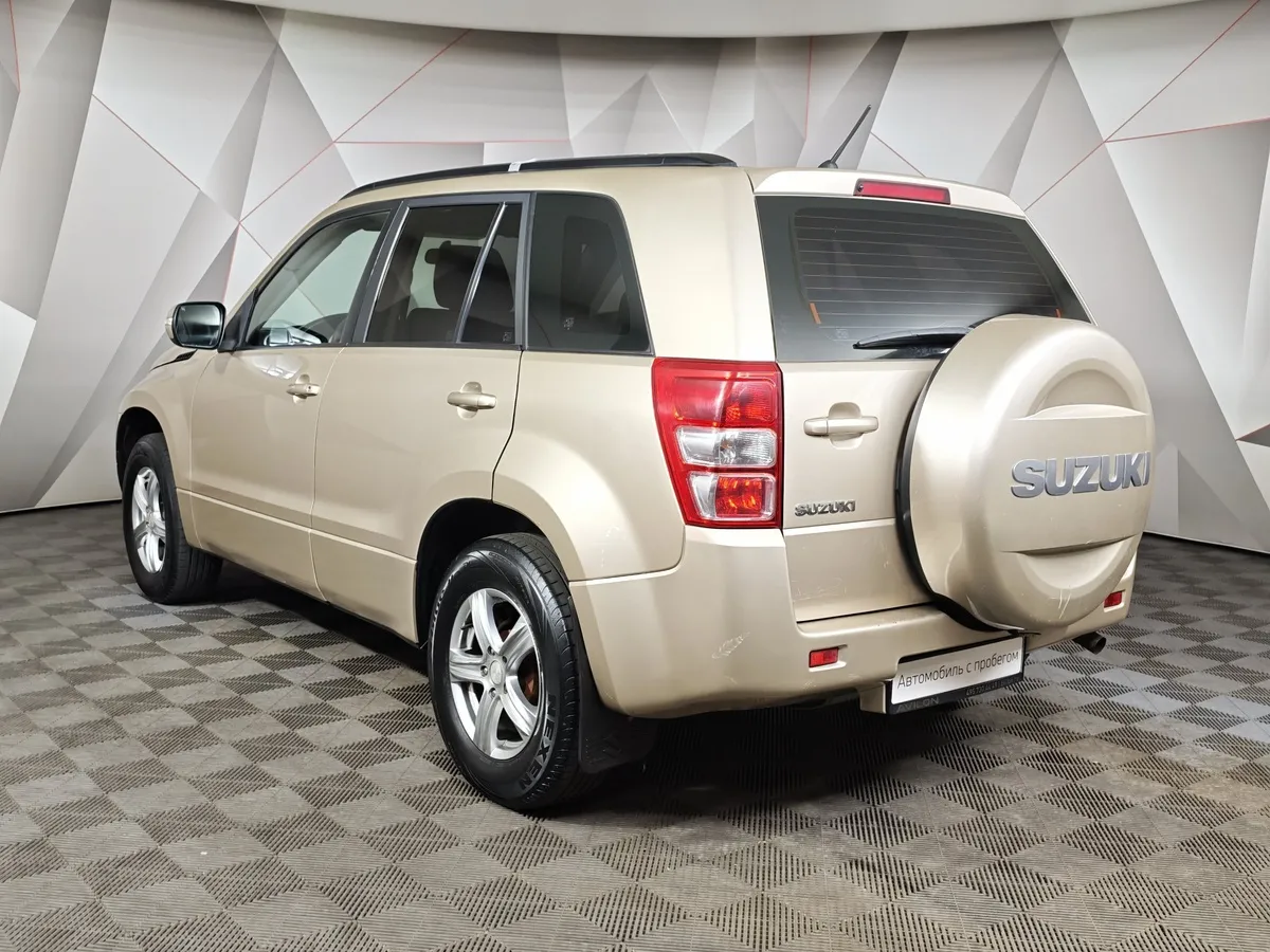 Suzuki Grand Vitara 2.0 AT AWD (140 л.с.) Бежевый в АВИЛОН. Слайд №4