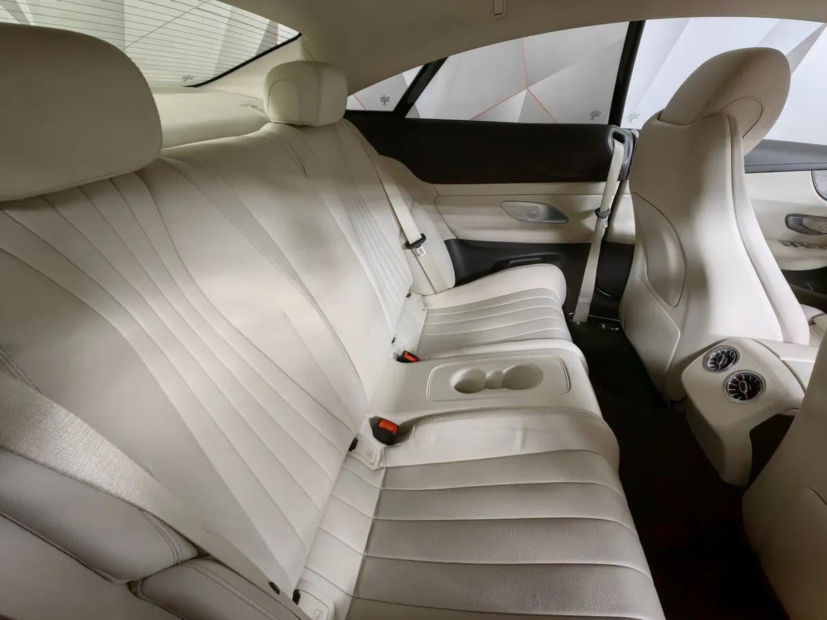 Mercedes-Benz E-Класс E 200 4MATIC G-TRONIC (184 л.с.) Sport Белый в АВИЛОН. Слайд №16