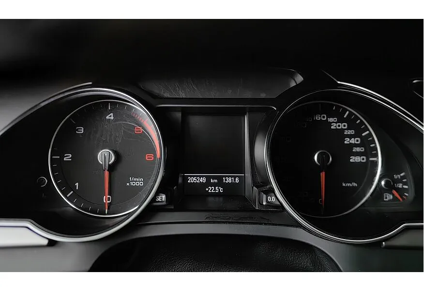 Audi A5 3.0 TDI S tronic quattro (240 л.с.) Белый в АВИЛОН. Слайд №17