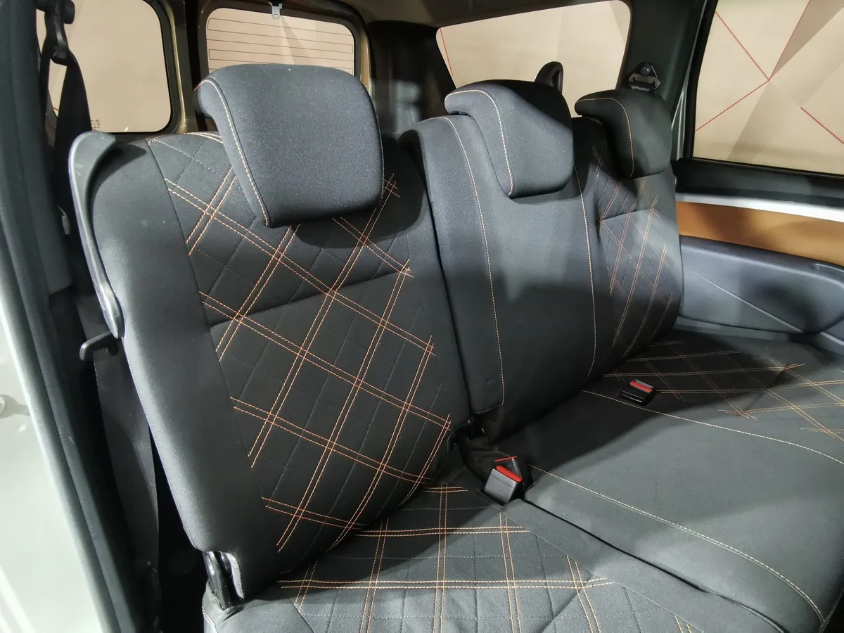 ВАЗ (Lada) Largus 1.6 MT 16 кл (5 мест) (102 л.с.) KS045-52-X00 Luxe Бежевый в АВИЛОН. Слайд №15