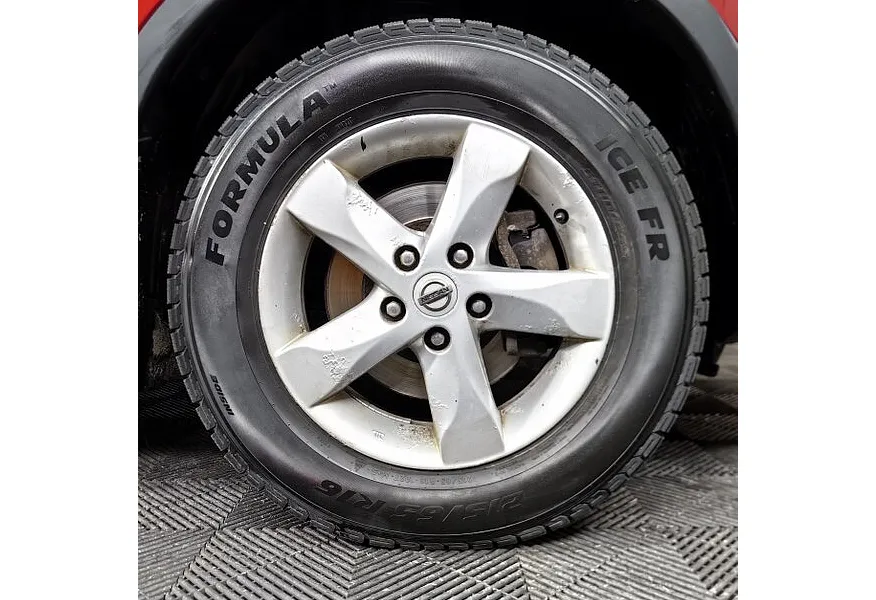 Nissan Qashqai 2.0 CVT AWD (141 л.с.) Красный в АВИЛОН. Слайд №9