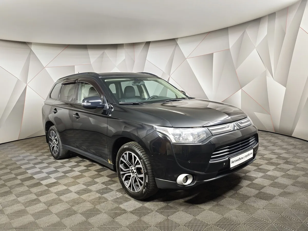 Mitsubishi Outlander 2.4 CVT 4WD (167 л.с.) Черный в АВИЛОН. Слайд №3