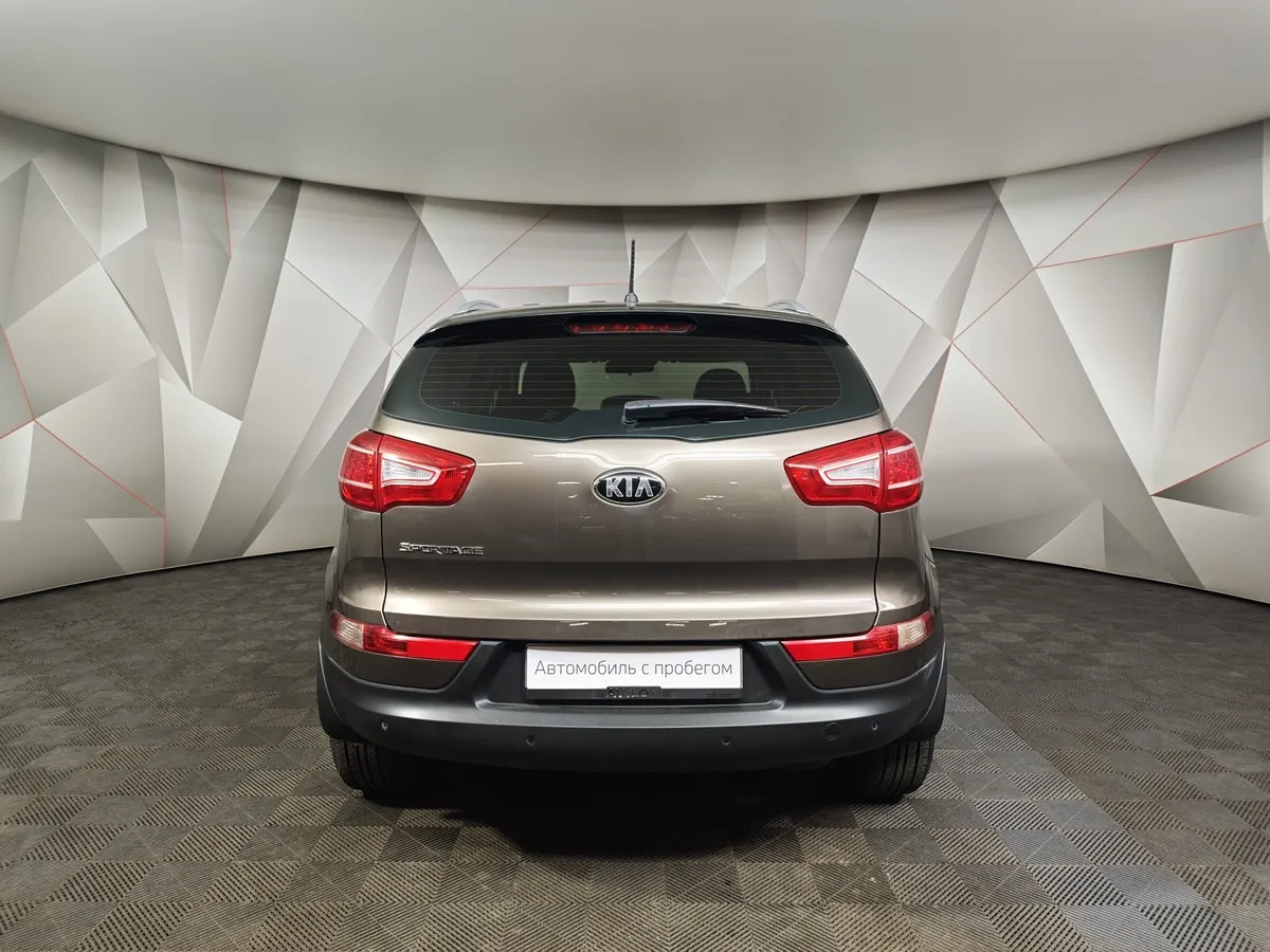 Kia Sportage 2.0 AT (150 л.с.) Коричневый в АВИЛОН. Слайд №8
