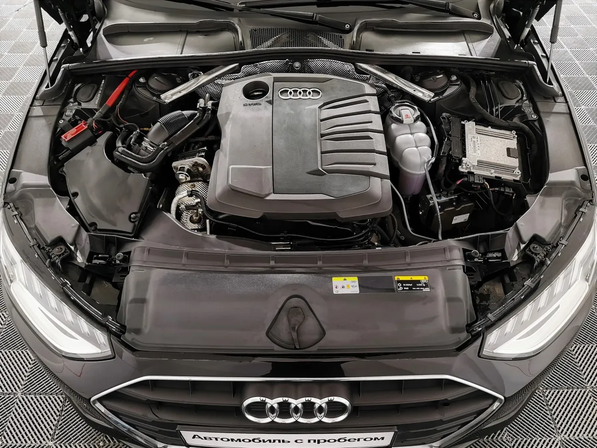 Audi A4 2.0 TDI S tronic (150 л.с.) Design Черный в АВИЛОН. Слайд №11