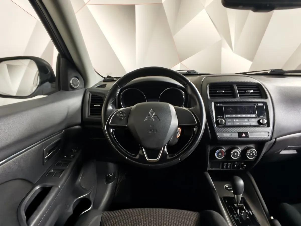 Mitsubishi ASX 2.0 CVT 4WD (150 л.с.) Серебристый в АВИЛОН. Слайд №19