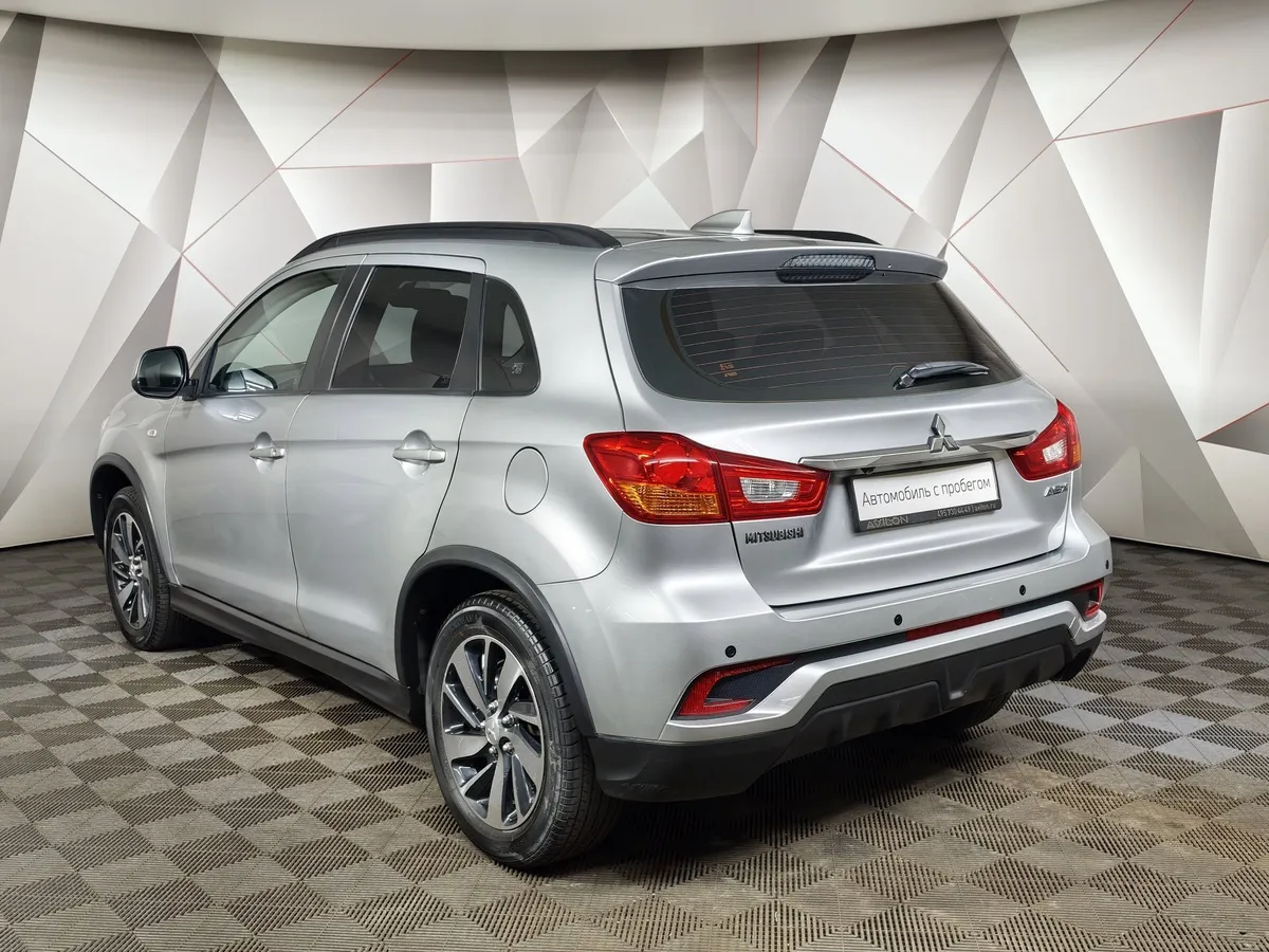 Mitsubishi ASX 2.0 CVT 4WD (150 л.с.) Серебристый в АВИЛОН. Слайд №4