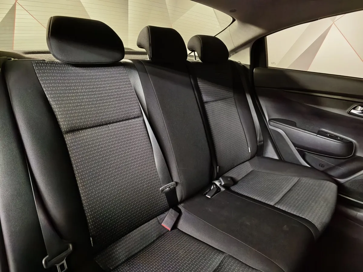 Kia Rio 1.6 AT (123 л.с.) Бежевый в АВИЛОН. Слайд №17