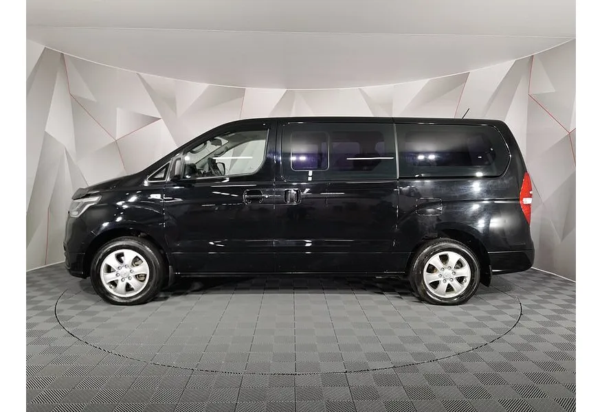 АВИЛОН - Hyundai Grand Starex 2.5 CRDi AT AWD (145 л.с.) Черный - slide 2