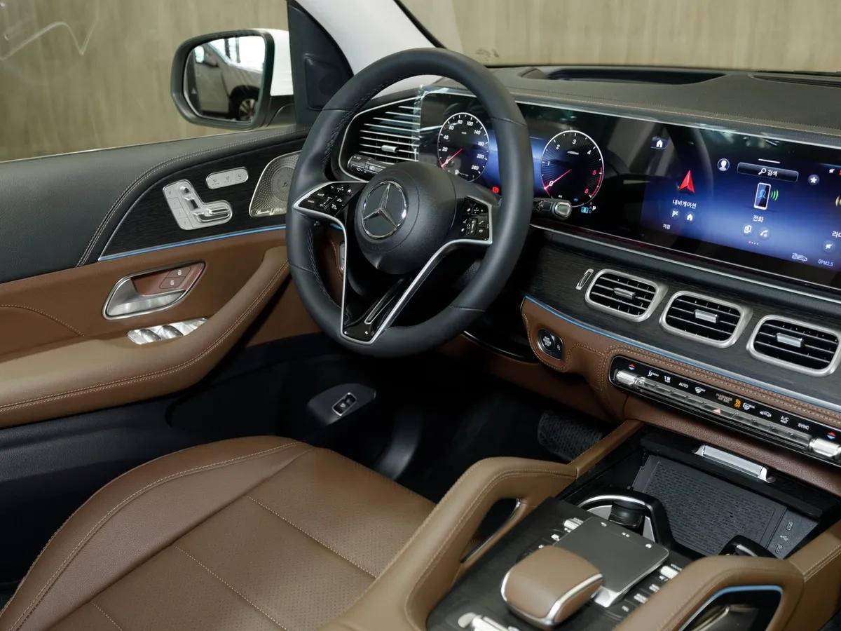 Mercedes-Benz GLE 300d 4MATIC 9G-TRONIC (269 л.с.) Белый в АВИЛОН. Слайд №7