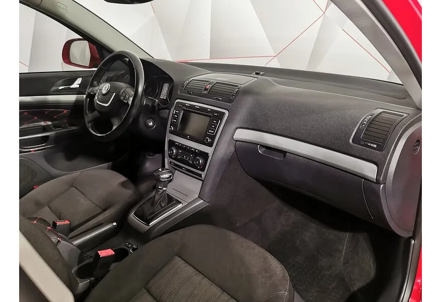 Skoda Octavia 1.8 TSI AT (152 л.с.) Active (CKD) Красный в АВИЛОН. Слайд №12