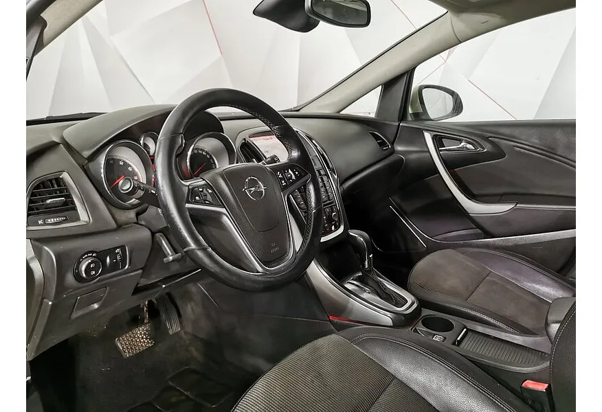 Opel Astra 1.6 AT (115 л.с.) Бежевый в АВИЛОН. Слайд №18