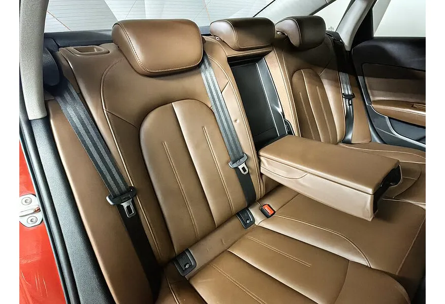 Audi A6 2.0 TFSI multitronic (180 л.с.) Красный в АВИЛОН. Слайд №16 Audi A6 2.0 TFSI multitronic (180 л.с.) Красный в АВИЛОН. Слайд №16