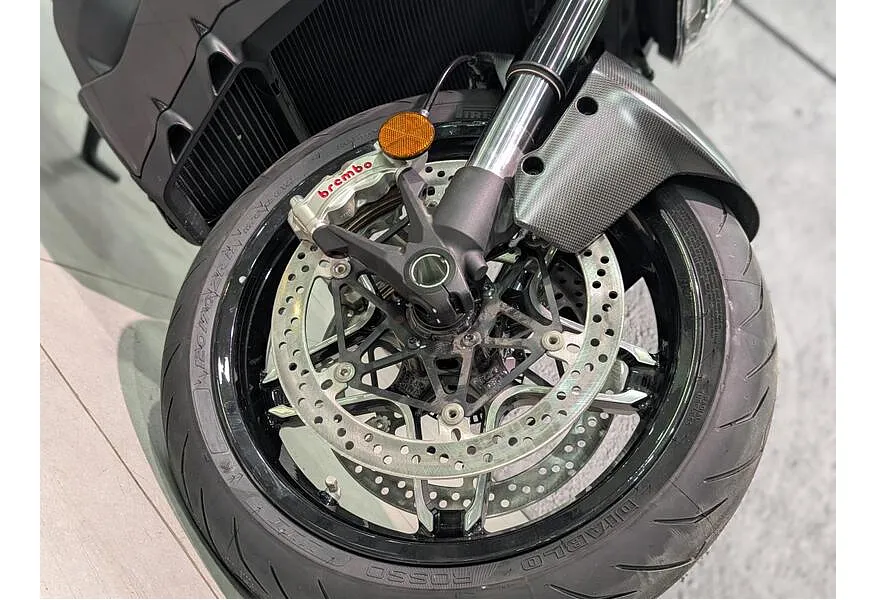 Ducati XDiavel V4 V4 1158 см³ (168 л.с.) (168) 1158 Черный в АВИЛОН. Слайд №6