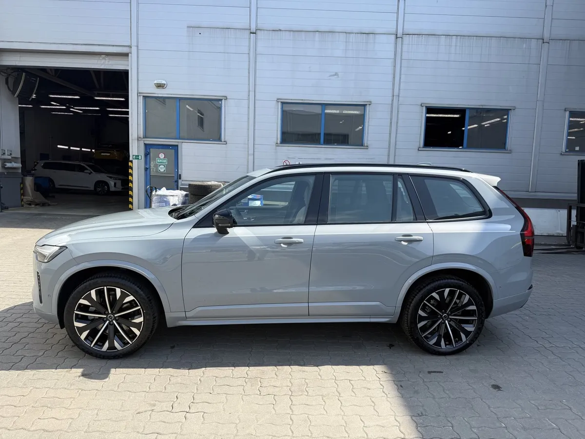 АВИЛОН - Volvo XC90 2.0 B6 mild hybrid AT AWD (7 мест) (300 л.с.) Ультра темный Серый - slide 10172846