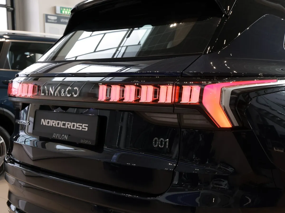 Nordcross 001 2.0T MHEV AT 4WD (254 л.с.) Черный в АВИЛОН. Слайд №17