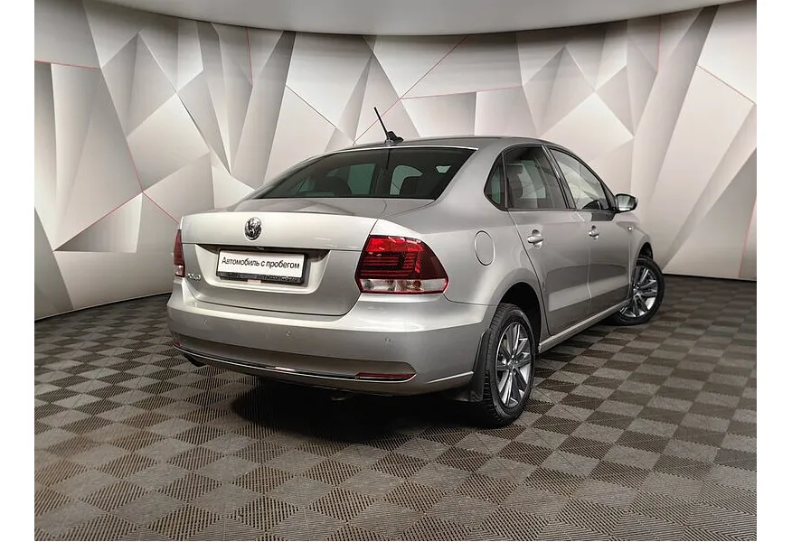Volkswagen Polo 1.6 Tiptronic (105 л.с.) Comfortline Серебристый в АВИЛОН. Слайд №2
