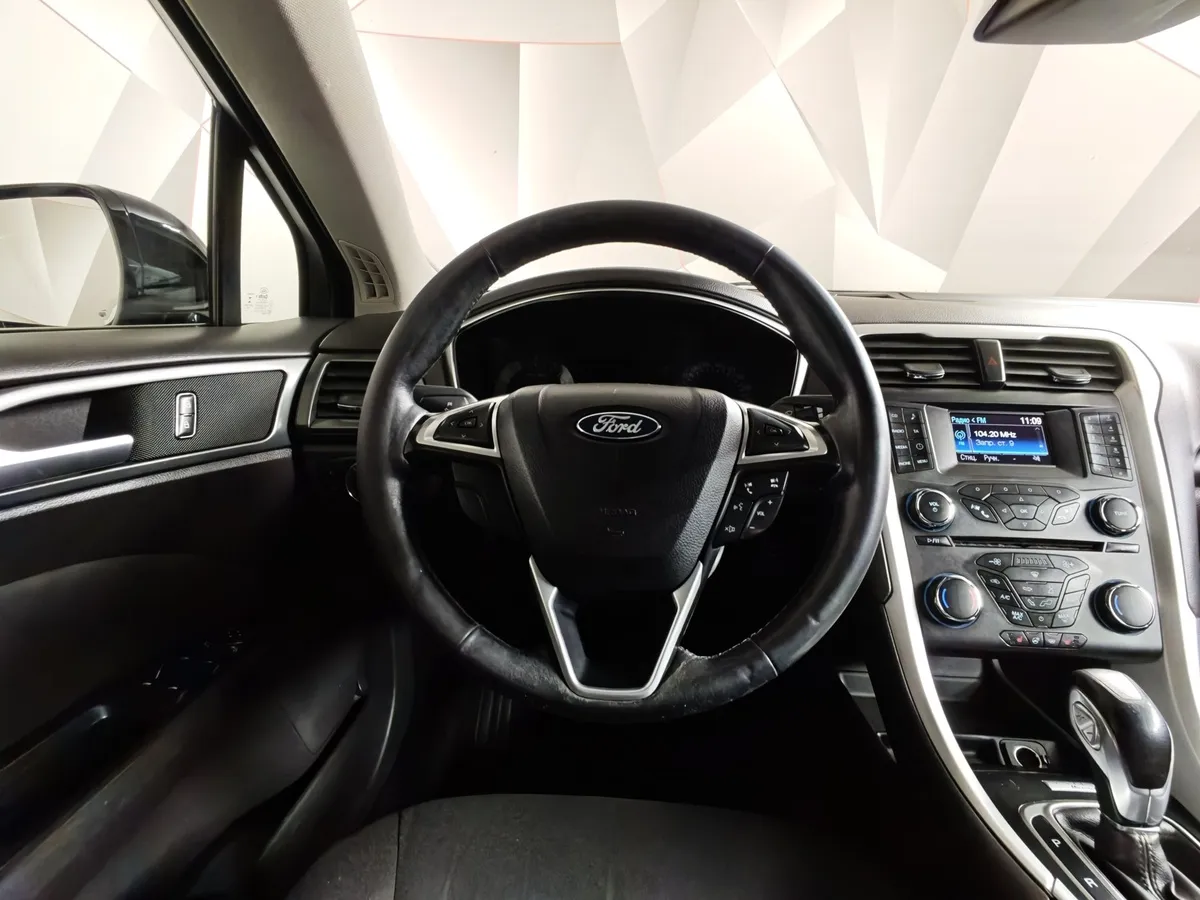 Ford Mondeo 2.5 AT (149 л.с.) Trend Черный в АВИЛОН. Слайд №20