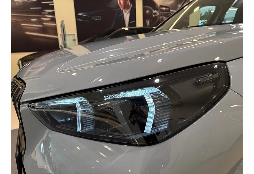 BMW X1 xDrive25 Li (204 л.с.) Серый в АВИЛОН. Слайд №11