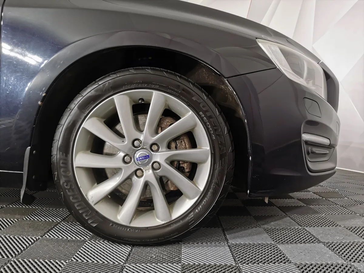 Volvo S60 2.5 T5 Geartronic AWD Cross Country (249 л.с.) Summum Черный в АВИЛОН. Слайд №9