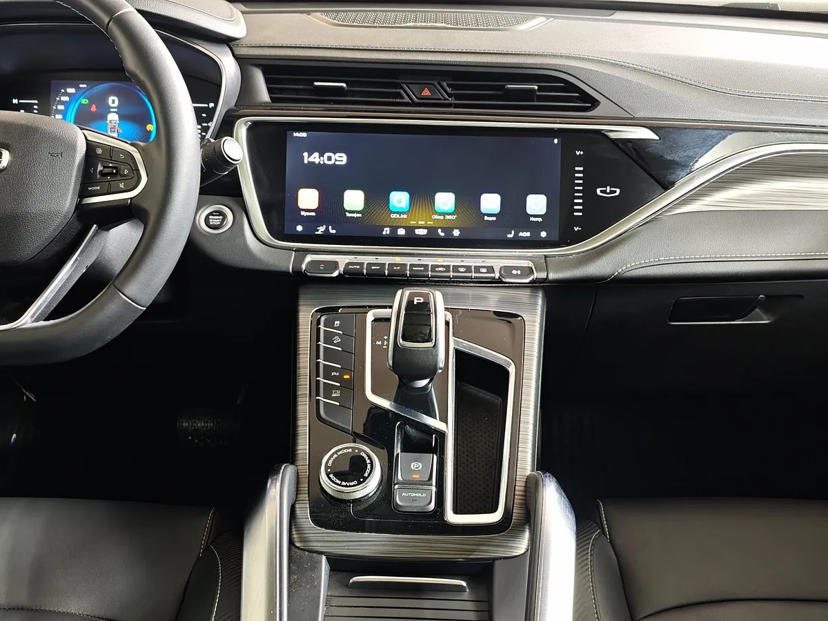Geely Atlas Pro 1.5T 7DCT AWD (177 л.с.) Flagship+ Красный в АВИЛОН. Слайд №14