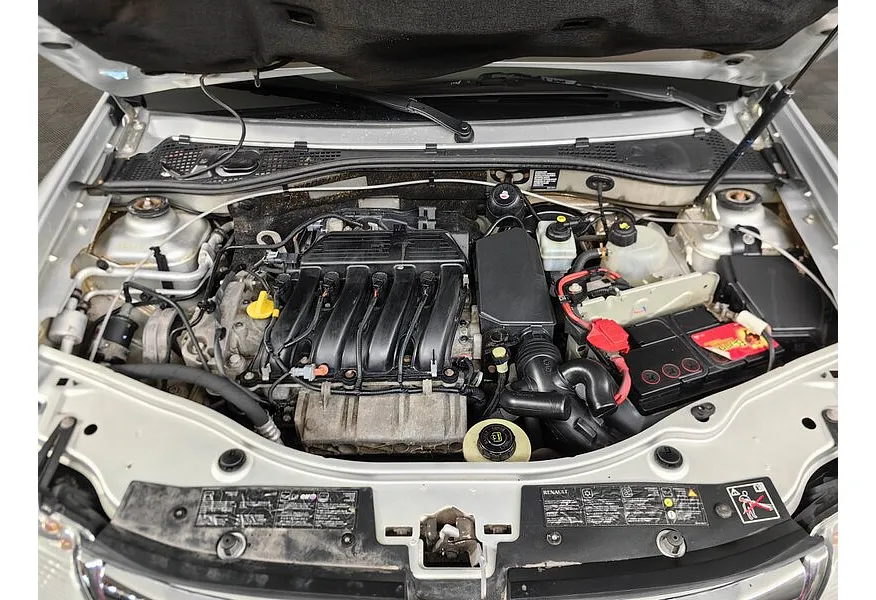 Renault Duster 2.0 MT 4x4 (135 л.с.) Серый в АВИЛОН. Слайд №11