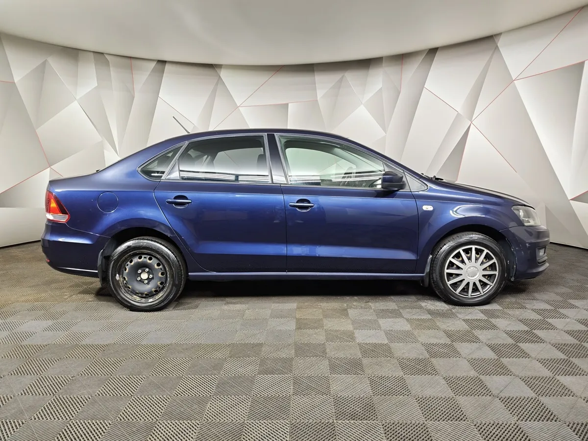 Volkswagen Polo 1.6 MPI AT (110 л.с.) Comfortline Синий в АВИЛОН. Слайд №6