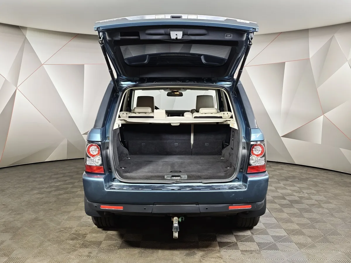 Land Rover Range Rover Sport 3.0 TD AT (245 л.с.) Зеленый в АВИЛОН. Слайд №12