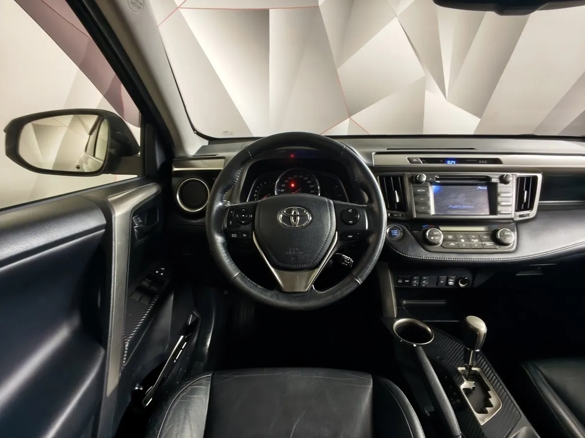 Toyota RAV4 2.0 CVT AWD (146 л.с.) Черный в АВИЛОН. Слайд №19