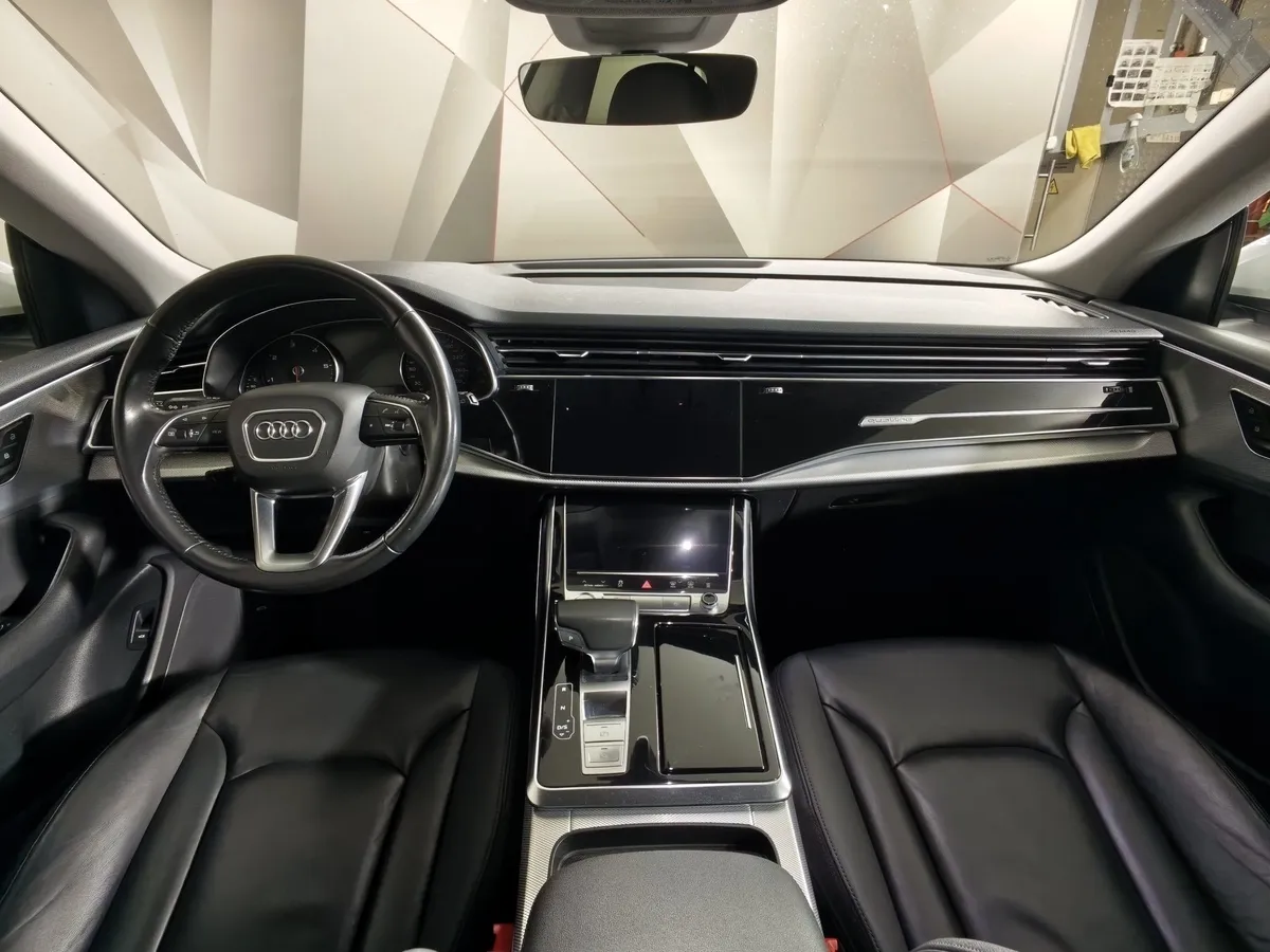 Audi Q8 45 TDI Tiptronic quattro (249 л.с.) Белый в АВИЛОН. Слайд №13