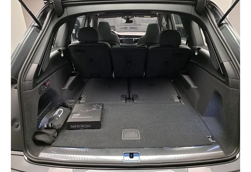 Audi Q7 3.0 TDI Tiptronic quattro (286 л.с.) Серый в АВИЛОН. Слайд №10