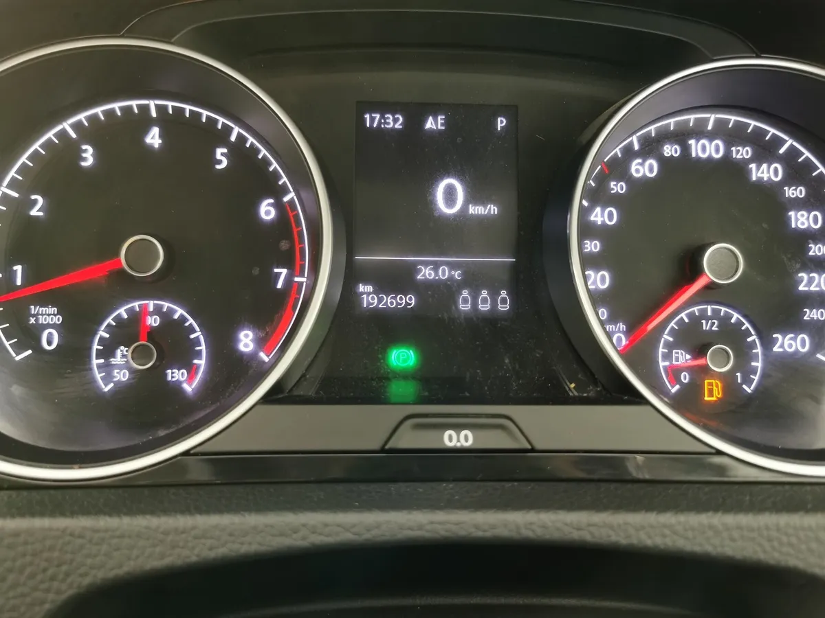 Volkswagen Golf 1.4 TSI BlueMotion DSG (140 л.с.) Highline Серый в АВИЛОН. Слайд №17