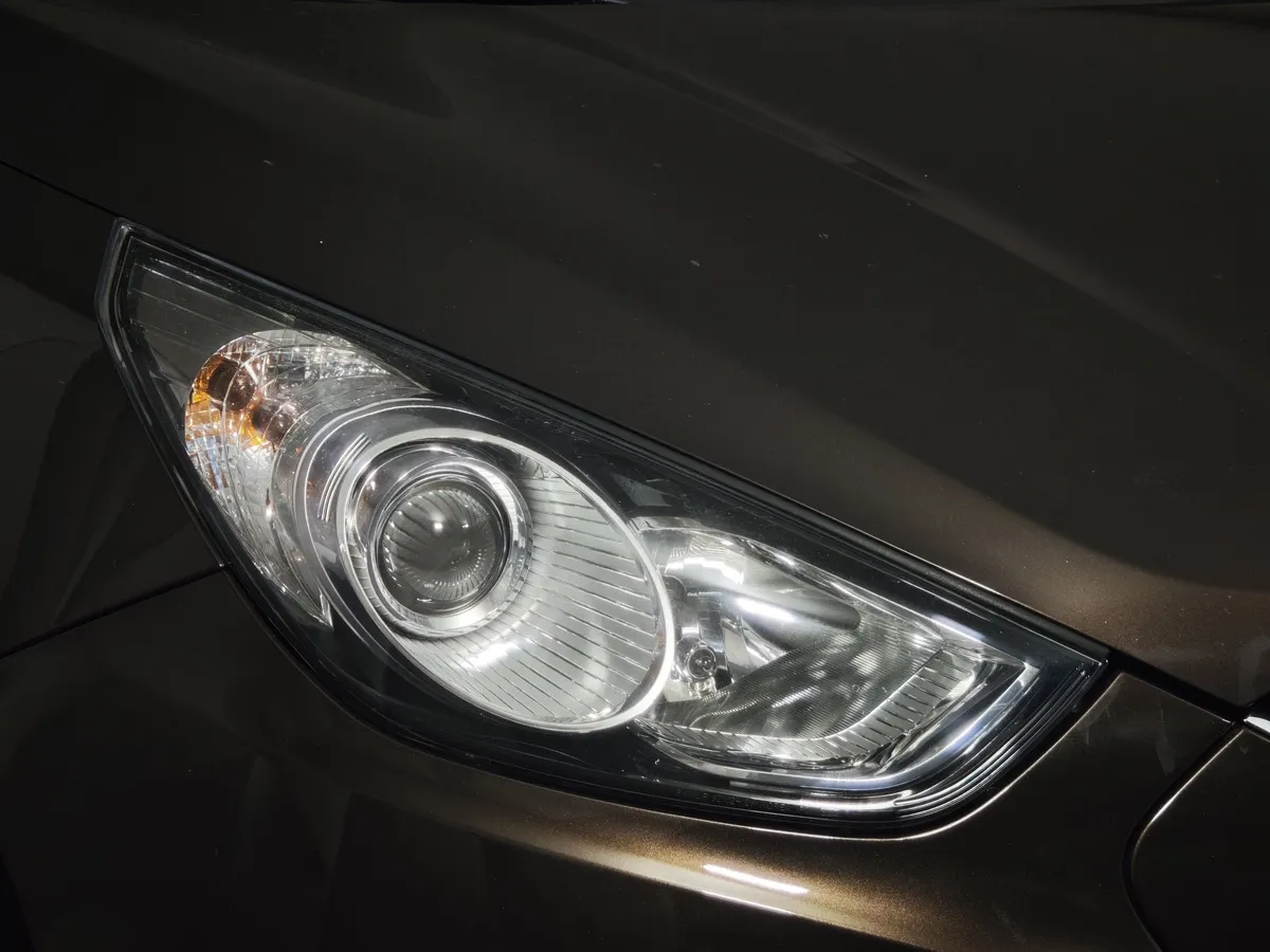 Hyundai ix35 2.0 MT 2WD (150 л.с.) Classic Коричневый в АВИЛОН. Слайд №10