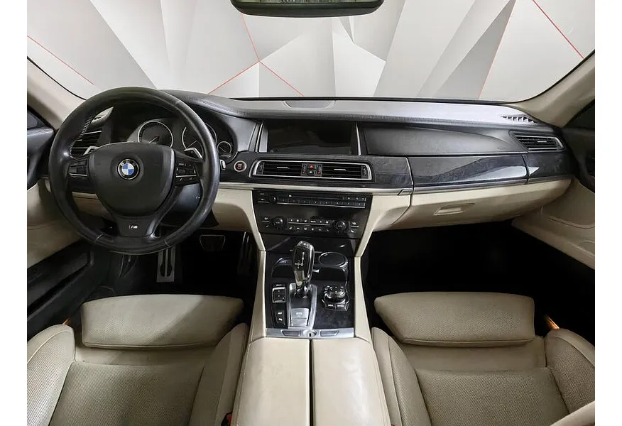 BMW 7 серия 740d xDrive AT (306 л.с.) Черный в АВИЛОН. Слайд №10